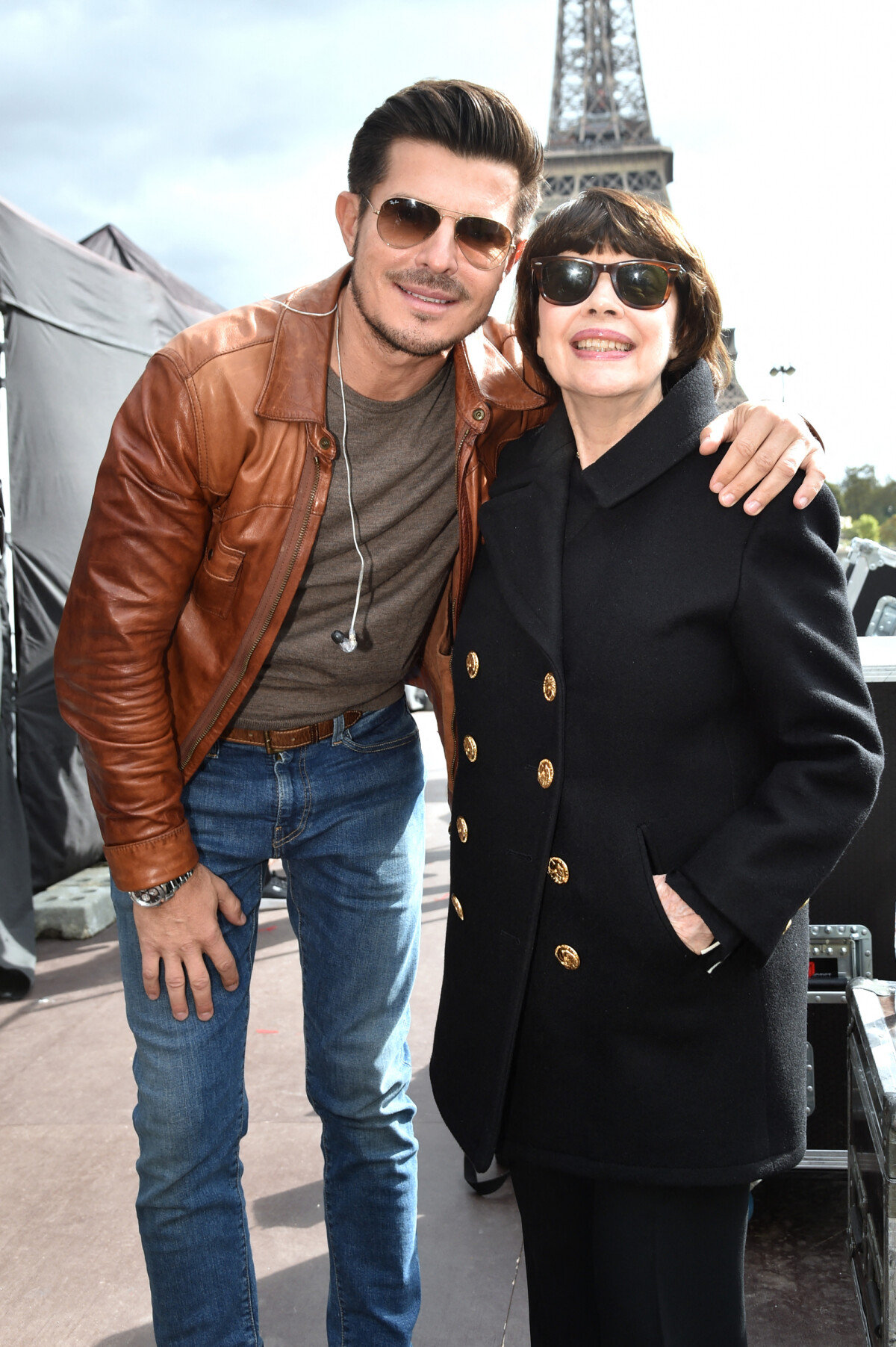 Photo : Vincent Niclo et Mireille Mathieu - Répétitions du concert  anniversaire des 130 ans de la Tour Eiffel à Paris. Le 2 octobre 2019. ©  Giancarlo Gorassini  Bestimage - Purepeople