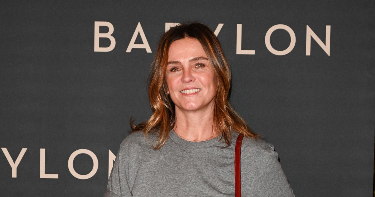 Marine Vignes à la première du film Babylon au cinéma Le Grand Rex à