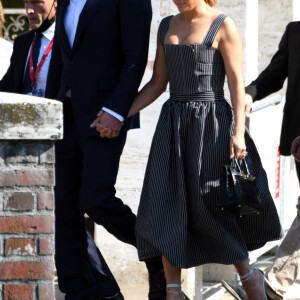 Ben Affleck et sa compagne Jennifer Lopez se promènent à Venise pendant le festival international du film à Venise (La Mostra), le 10 septembre 2021. 