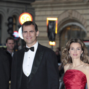 Le prince Felipe et la princesse Letizia d'Espagne lors d'un concert à Stockholm. Le 16 juin 2010 