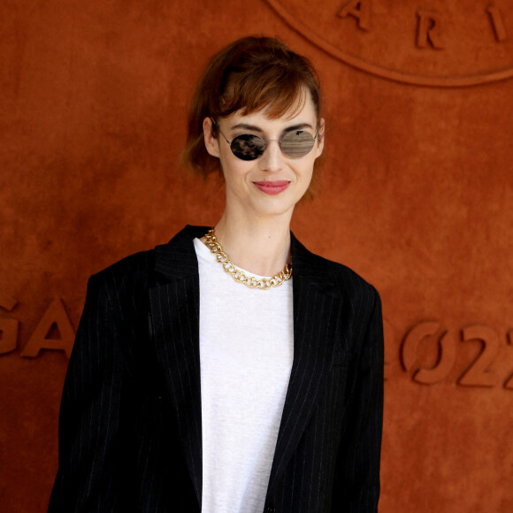 Louise Bourgoin au village (jour 14) lors des Internationaux de France de Tennis de Roland Garros 2022 à Paris, France, le 4 juin 2022. © Dominique Jacovides/Bestimage 