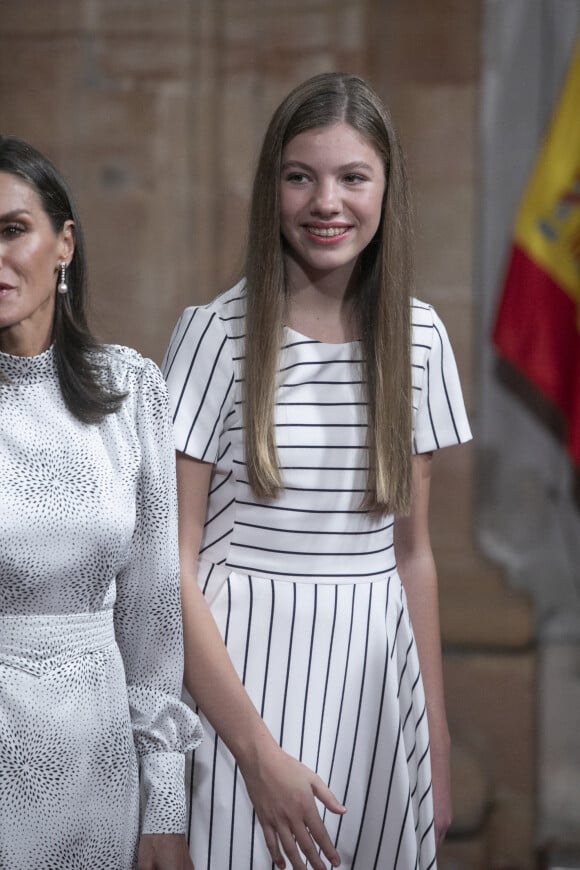 L'infante Sofia d'Espagne reçoivent les lauréats du 30ème Prix Princesse des Asturies à l'hôtel Reconquista à Oviedo, Espagne, le 28 octobre 2022. 
