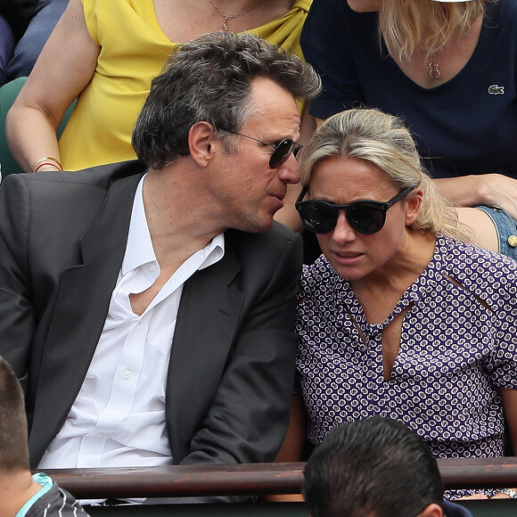 Arthur Sadoun et sa femme Anne-Sophie Lapix - People dans les tribunes des Internationaux de France de Tennis de Roland Garros à Paris. Le 9 juin 2018 © Cyril Moreau / Bestimage