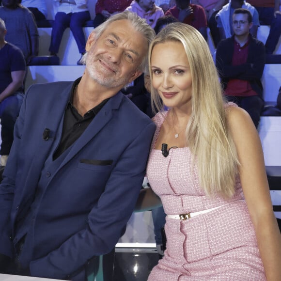 Exclusif - Gilles Verdez, Béatrice Rosen sur le plateau de l'émission "Touche Pas à Mon Poste (TPMP)", présentée par C.Hanouna et diffusée en direct sur C8 le 22 septembre © Jack Tribeca / Bestimage 