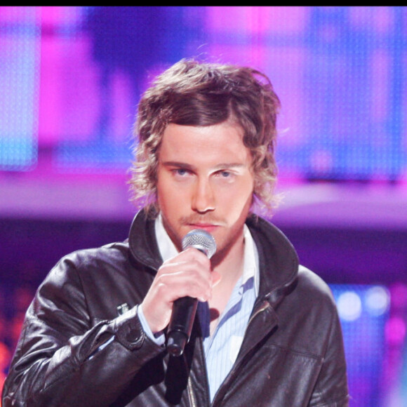 Julien Doré. Prime de l'émission "Nouvelle Star 2007" au Pavillon Baltard. © Guilaume Gaffiot / Bestimage Exclusive