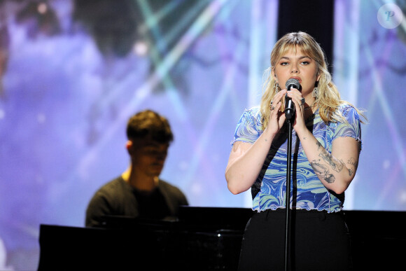 Exclusif - Louane Emera et Florian Rossi - Enregistrement de l'émission "La soirée extraordinaire : La musique comme vous ne l'avez jamais vue", qui sera diffusée le 30 juin sur M6. © Gaffiot-Moreau / Bestimage 