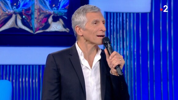 Hugo affronte Louis dans l'émission "N'oubliez pas les paroles", sur France 2.