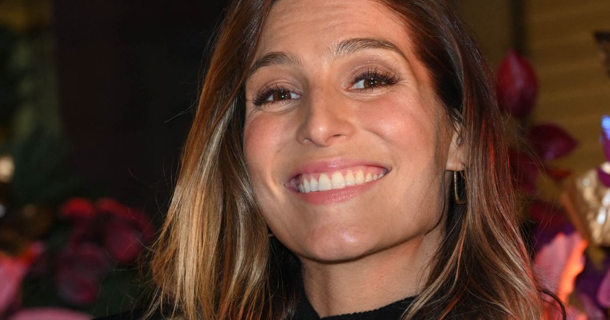 Laury Thilleman (Miss France 2011) - Illuminations de Noël du Comité du