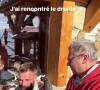 Benoît Paire en train de boire de l'alcool à la montagne.