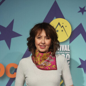 Valérie Bonneton pour le film "Juste ciel" - Photocall lors de la 26ème édition du festival international du film de comédie de l'Alpe d'Huez le 18 janvier 2023. © Dominique Jacovides / Bestimage 