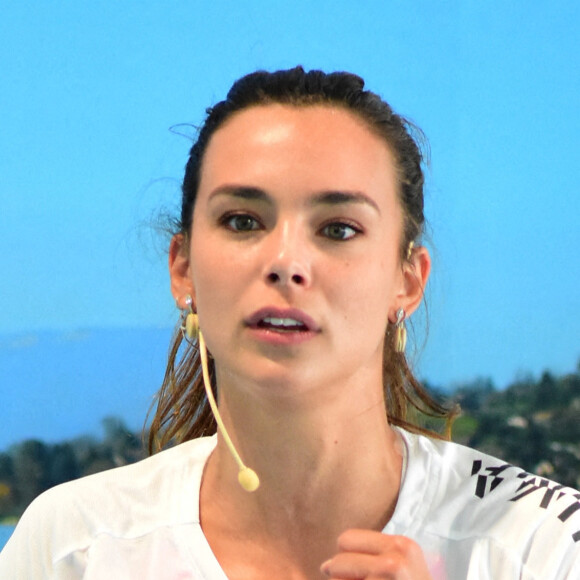 Marine Lorphelin (Miss France 2013) anime une séance cardio et musculation au salon Be Fit à Aix les Bains le 19 septembre 2020. © Romain Doucelin / Bestimage 