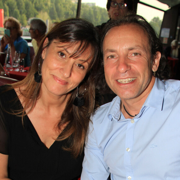 Semi-exclusif - Philippe Candeloro et sa femme Olivia lors de la soirée de gala de l'élection de Mister Europe Euronations 2019-2020 sur le bateau mouche La Patache à Paris, France, le 26 juin 2019. © Philippe Baldini/Bestimage