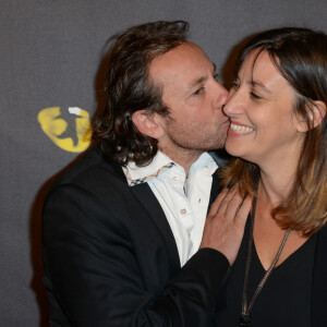 Philippe Candeloro et sa femme Olivia - Première de la comédie musicale "Cats" au théâtre Mogador à Paris, le 1er octobre 2015.