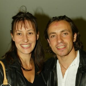 Archives - Philippe Candeloro et sa femme Olivia Darmon lors de la première ''Demoiselles de Rochefort'' à Paris, le 2 octobre 2003. © Frédéric Piau/Bestimage