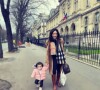 Samedi 18 février 2023, elle a posté une photo d'elle, se baladant main dans la main avec sa petite fille.
Fabienne Carat et sa fille Céleste sur Instagram.