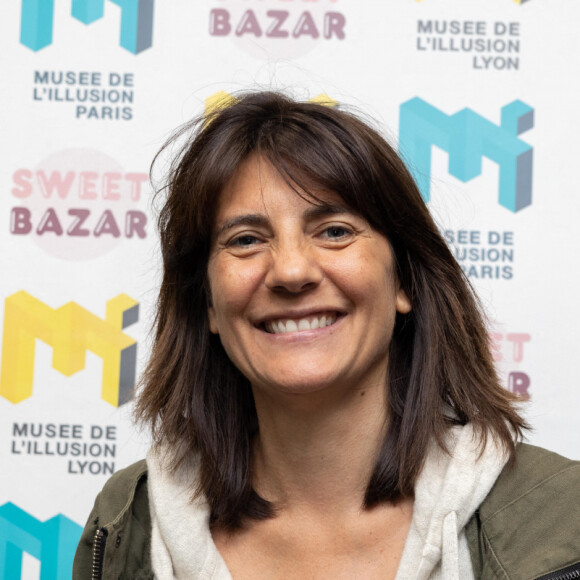 Estelle Denis dévoile pourquoi son compagnon Marc Thiercelin est un homme "déconstruit".
Exclusif - Estelle Denis - Soirée "Just an Illusion" au musée de l'Illusion à Paris le 8 juin 2022. Vous allez rétrécir, marcher au plafond ou flotter dans l'espace.... Une expérience inédite dans un monde où tout est possible. Hier soir, S. Sisley et son équipe de l'agence Sandra and Co réunissaient le tout Paris pour un moment fascinant au coeur du musée des illusions ou tous vos sens sont chamboulés. Une soirée sous le signe du rêve et de l'utopie, pour célébrer cet évènement. Au Musée de l'Illusion, on y vient pour s'amuser, découvrir et surtout laisser grandir en nous cette envie d'être émerveillé. © Jérémy Melloul/Bestimage 