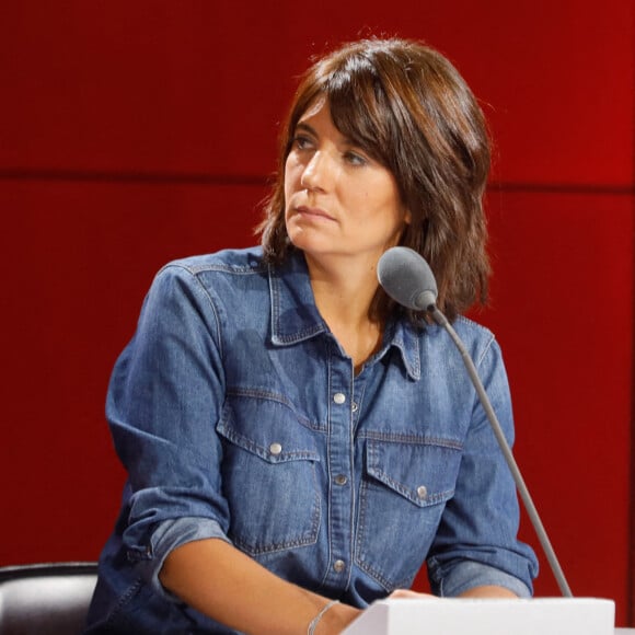 Estelle Denis dévoile pourquoi son compagnon Marc Thiercelin est un homme "déconstruit".
Semi-exclusif - Estelle Denis - Conférence de presse de rentrée de RMC / RMC Sport saison 2021/2022 à l'Altice Campus à Paris, France, le 30 août 2021. © Christophe Clovis / Bestimage