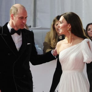 Kate Middleton et le prince William ont assisté à la 76ème cérémonie des BAFTA
Le prince William, prince de Galles, et Catherine (Kate) Middleton, princesse de Galles, arrivent à la 76ème cérémonie des British Academy Film Awards (BAFTA) au Royal Albert Hall à Londres. 