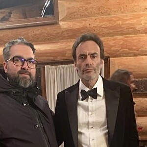En dévoilant des clichés inédits de son dernier tournage en date, le film "21 Rubies" de Ciprian Mega, un grand metteur en scène roumain