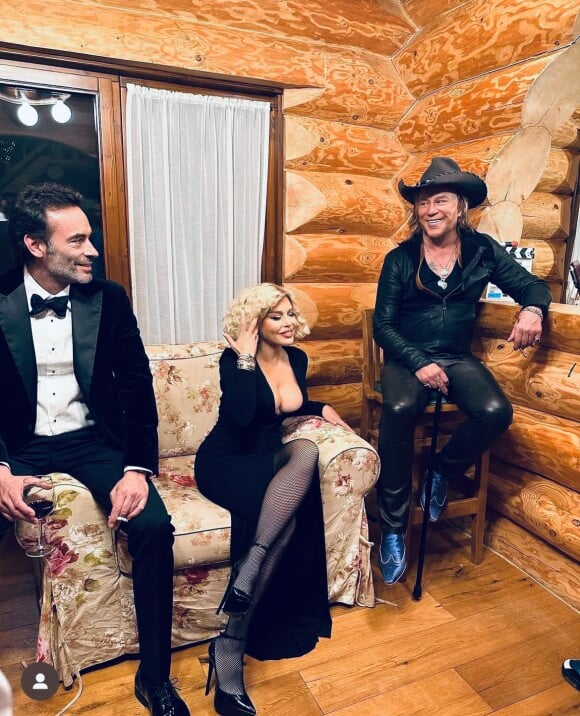 Anthony Delon sur le tournage de "21 Rubies" de Ciprian Mega avec Mickey Rourke et la chanteuse roumaine Loredana