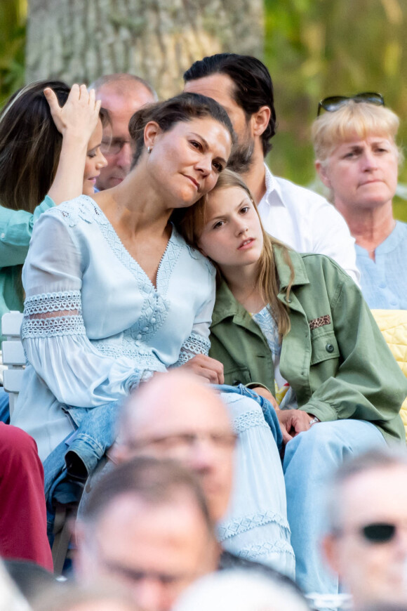 Princesse Victoria, Princesse Estelle - La famille royale de Suède lors des concerts "Solliden Sessions" au château de Solliden à Borgholm. Le 13 juillet 2022 