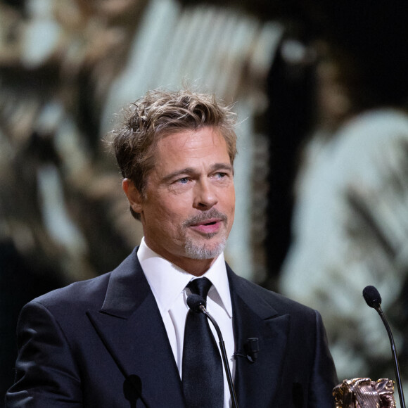 Brad Pitt - David Fincher reçoit un César d'honneur lors de la 48ème édition des César à l'Olympia à Paris le 24 février 2023 © Olivier Borde / Dominique Jacovides / Bestimage 