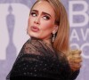 Heureuse nouvelle pour Adele.
La chanteuse Adele a remporté le prix du meilleur album, de la chanson de l'année et d'artiste de l'année lors de la cérémonie des Brit Awards à L'O2 à Londres.