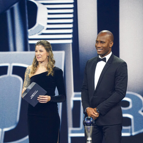 Stephanie Labbé, Didier Drogba lors de la cérémonie des Best Fifa awards à la salle Pleyel à Paris le 27 février 2023. © Pierre Perusseau / Bestimage