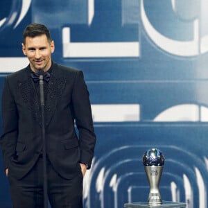 Lionel Messi (meilleur joueur de l'année) lors de la cérémonie des Best Fifa awards à la salle Pleyel à Paris le 27 février 2023. © Pierre Perusseau / Bestimage