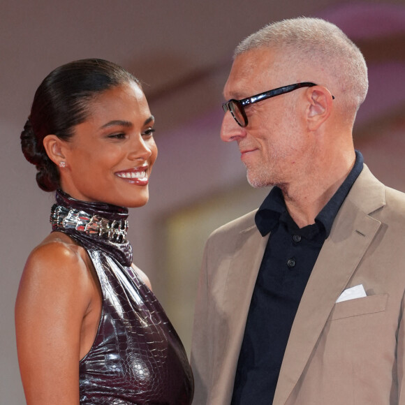 Tina Kunakey et son mari Vincent Cassel à la projection du film "Athena" lors de la 79ème édition du festival international du film de Venise (La Mostra), Italie, le 2 septembre 2022. © MPP/Bestimage