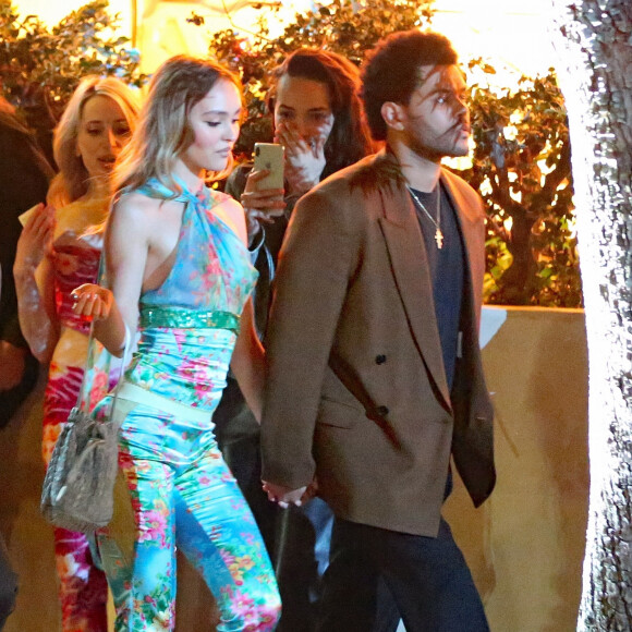 Abel Tesfaye alias The Weeknd tourne une scène avec Lily-Rose Depp pour la nouvelle série HBO "The Idol" à Los Angeles le 11 mars 2022.