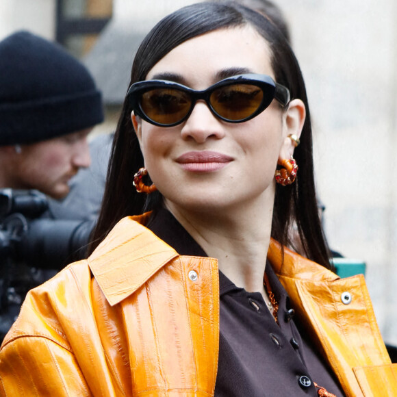 Plus que quelques heures pour profiter des défilés et des soirées de prestige.
Camélia Jordana - Sorties du défilé de mode prêt-à-porter "Lanvin" au Collège des Bernardins lors de la Fashion Week de Paris. © Christophe Clovis-Veeren / Bestimage