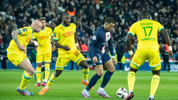 "Ma fille était une bouffée d'énergie" : Une star de la Ligue 1 s'exprime après la mort de sa fille à 4 ans