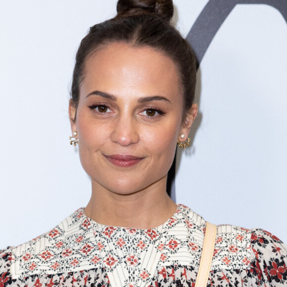 Alicia Vikander - Photocall du défilé Louis Vuitton prêt-à-porter automne-hiver 2023/2024 lors de la Fashion Week de Paris (PFW), à Paris, France, le 6 mars 2023. © Olivier Borde/Bestimage 