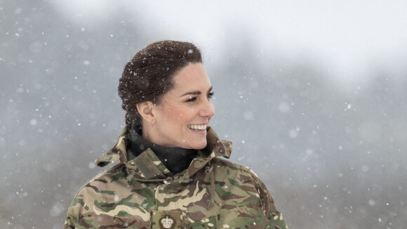 Kate Middleton passe en mode soldat : la duchesse dégaine le look camouflage, elle est (toujours) canon