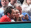 Vianney a fait pleurer sa femme Catherine lors d'un concert.
Vianney et sa femme Catherine Robert - People en tribune lors du tournoi de tennis "Rolex Paris Masters 2022" à Bercy AccorHotels Arena à Paris le 2 novembre 2022. © Veeren/Bestimage