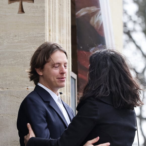 Le 9 mars 2023, Nicolas Sarkozy a assisté à l'enterrement de son père.
Pierre Sarkozy - Obsèques de Päl Sarkozy de Nagy Bocsa en l'église Saint-Jean Baptiste de Neuilly-sur-Seine, le 9 mars 2023. © Dominique Jacovides / Bestimage