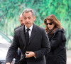 Un dernier adieu, difficile, pour notre ancien président de la République.
Nicolas Sarkozy, sa femme Carla Bruni-Sarkozy - Obsèques de Päl Sarkozy de Nagy Bocsa en l'église Saint-Jean Baptiste de Neuilly-sur-Seine. © Dominique Jacovides / Bestimage