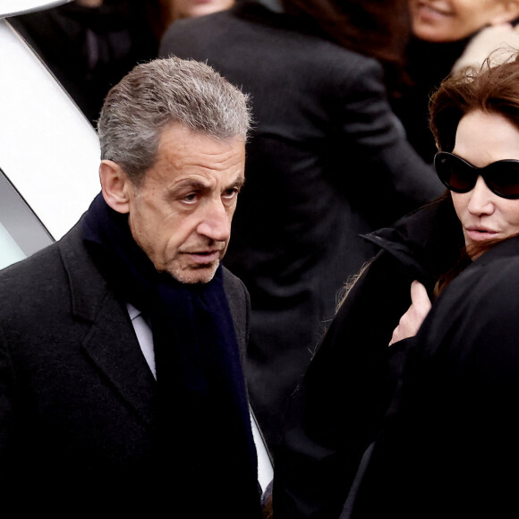 Nicolas Sarkozy et sa femme Carla Bruni-Sarkozy - Sorties des obsèques de Päl Sarkozy de Nagy Bocsa en l'église Saint-Jean Baptiste à Neuilly-sur-Seine, le 9 mars 2023. © Dominique Jacovides / Bestimage