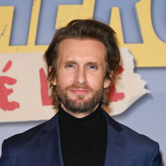 "Il était parti dans les côtés obscures de... produits illicites, on va dire", explique Philippe Lacheau.
Philippe Lacheau - Avant-première du film "Super-héros malgré lui" au cinéma Le Grand Rex à Paris le 31 janvier 2022. © Coadic Guirec/Bestimage