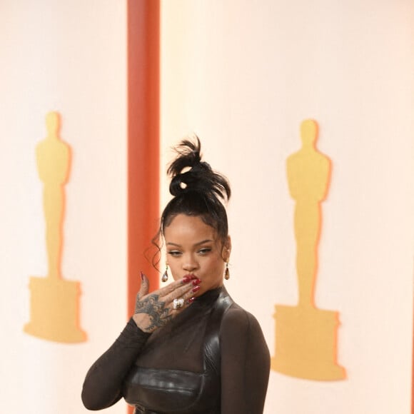 Rihanna était sublime ce dimanche soir pour la cérémonie des Oscars.
RIHANNA (enceinte) au photocall de la 95ème édition de la cérémonie des Oscars à Los Angeles. © Kevin Sullivan via Zuma Press/Bestimage 