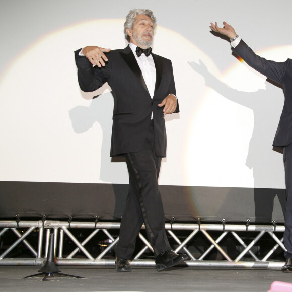 Gérard Darmon et Alain Chabat - Soirée à l'occasion des 25 ans du film "La Cité de la peur" aux allées des Libertés lors du 72ème Festival International du Film de Cannes. Le 16 mai 2019 © Christophe Aubert via Bestimage