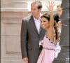 Pour leur mariage civil, Eva Longoria était arrivée dans une courte robe rose signée Chanel.
Eva Longoria - Mariage civil de Tony Parker et Eva Longoria à la mairie du 4ème arrondissement de Paris.