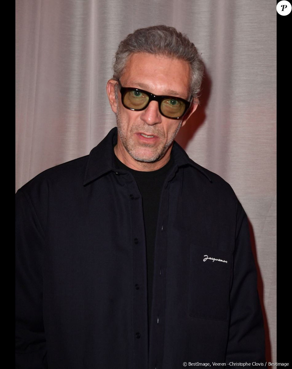 Vincent Cassel - Photocall en front row du défilé "Le Raphia" de la maison Jacquemus au Bourget le 12 décembre 2022. © Veeren / Clovis / Bestimage