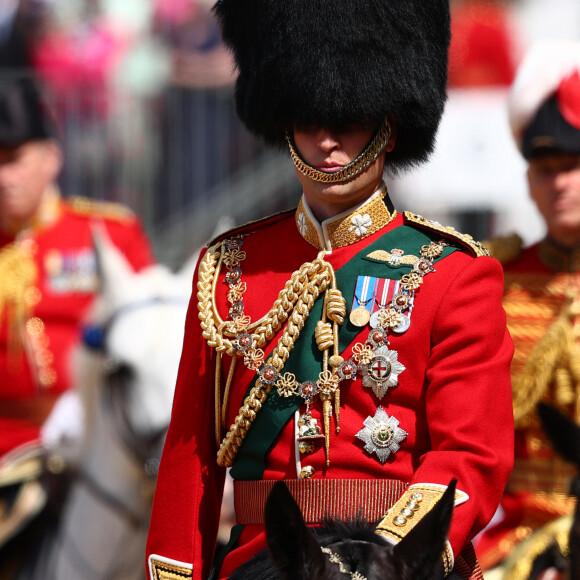 Le prince William, duc de Cambridge - Les membres de la famille royale lors de la parade militaire "Trooping the Colour" dans le cadre de la célébration du jubilé de platine (70 ans de règne) de la reine Elizabeth II à Londres, le 2 juin 2022. 