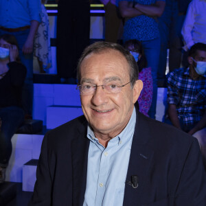 Exclusif - Jean-Pierre Pernaut - L'émission TPMP (Touche pas à Mon Poste) diffusée en direct le 31 Aout 2021 sur C8, en présence de Jean-Pierre Pernaut venu presenter son magazine "Au Coeur des Régions" (bimestriel) avec le soutien de son épouse Nathalie Marquay-Pernaut - Paris le 31 Aout 2021 © Jack Tribeca / Bestimage