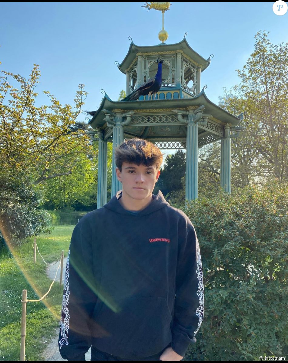 Tom Pernaut prend la pose sur Instagram
