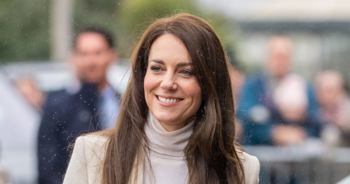 Kate Middleton, riskante familiefoto: intieme foto met George, Charlotte en Louis … Prinses in de schijnwerpers