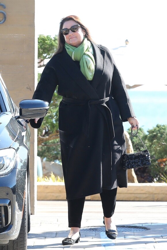 Exclusif - Pierce Brosnan est sorti déjeuner avec sa femme Keely Shaye Smithau restaurant Nobu à Malibu le 6 février 2023. 