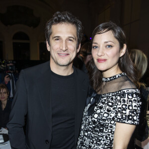 Guillaume Canet et sa compagne Marion Cotillard (en Chanel) - Intérieur du dîner Chanel des révélations César 2020 au Petit Palais à Paris, le 13 janvier 2020. © Olivier Borde/Bestimage 